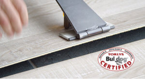 bulldog tool lifting a plank